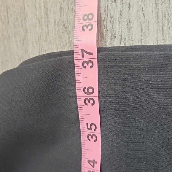 TAHARI BLACK DRESS METAL DETAILS ON SHOULDERS SIZE 12 SPAGHETTI STRAPS BACK - Picture 11 of 13